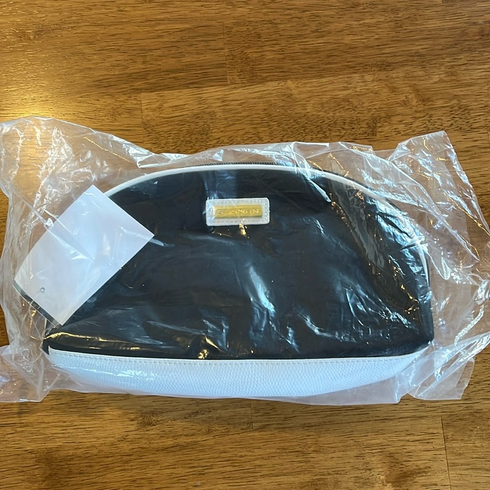 St John Black & White Nylon Dome-Shaped Cosmetic Toiletry Pouch Clutch Bag NEW